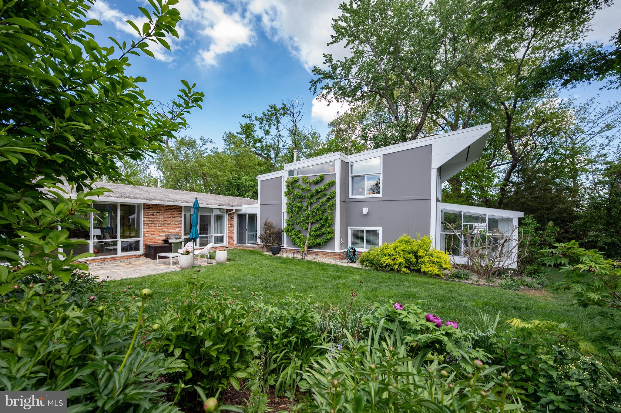 2103 Marthas Road Alexandria, VA 22307 - Photo 1 of 74 Gallery Image 1