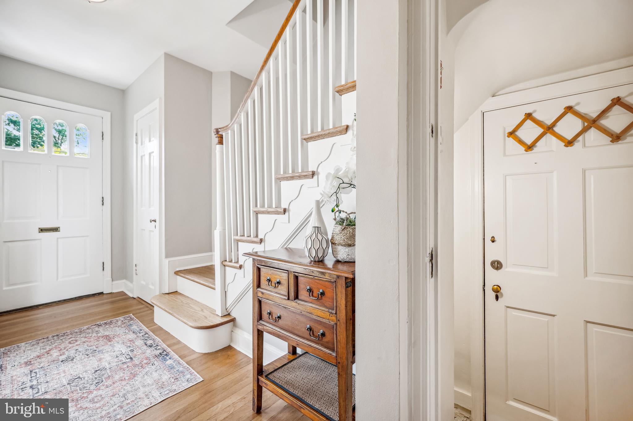 8904 Colesville Road Silver Spring, MD 20910 - Photo 38 of 94 Foyer