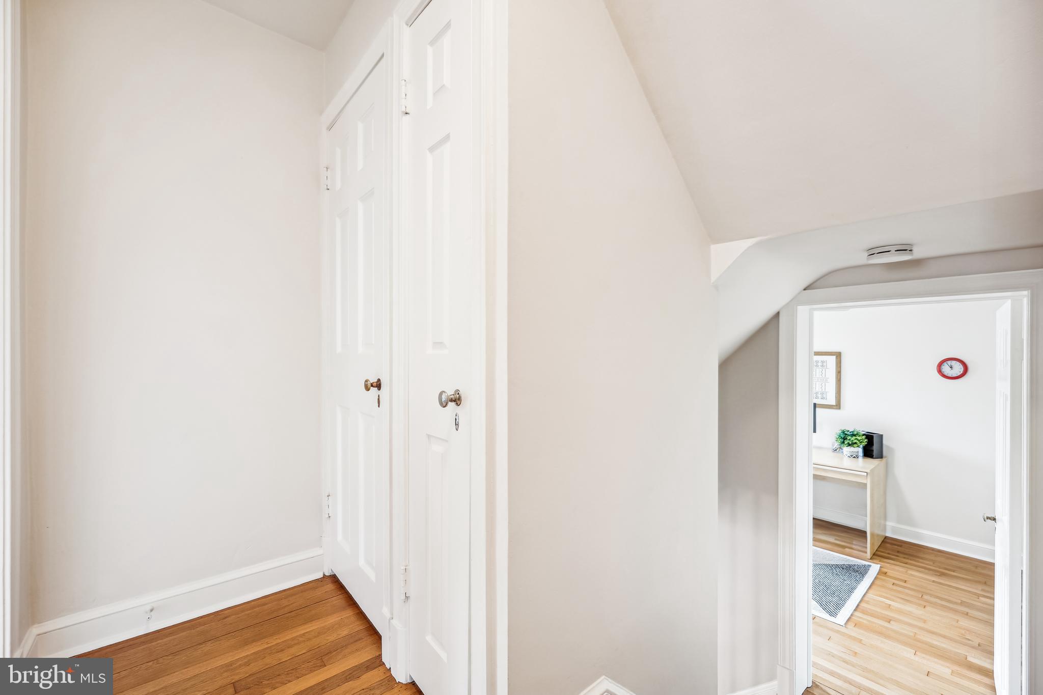 8904 Colesville Road Silver Spring, MD 20910 - Photo 39 of 94 Upper Level Hallway