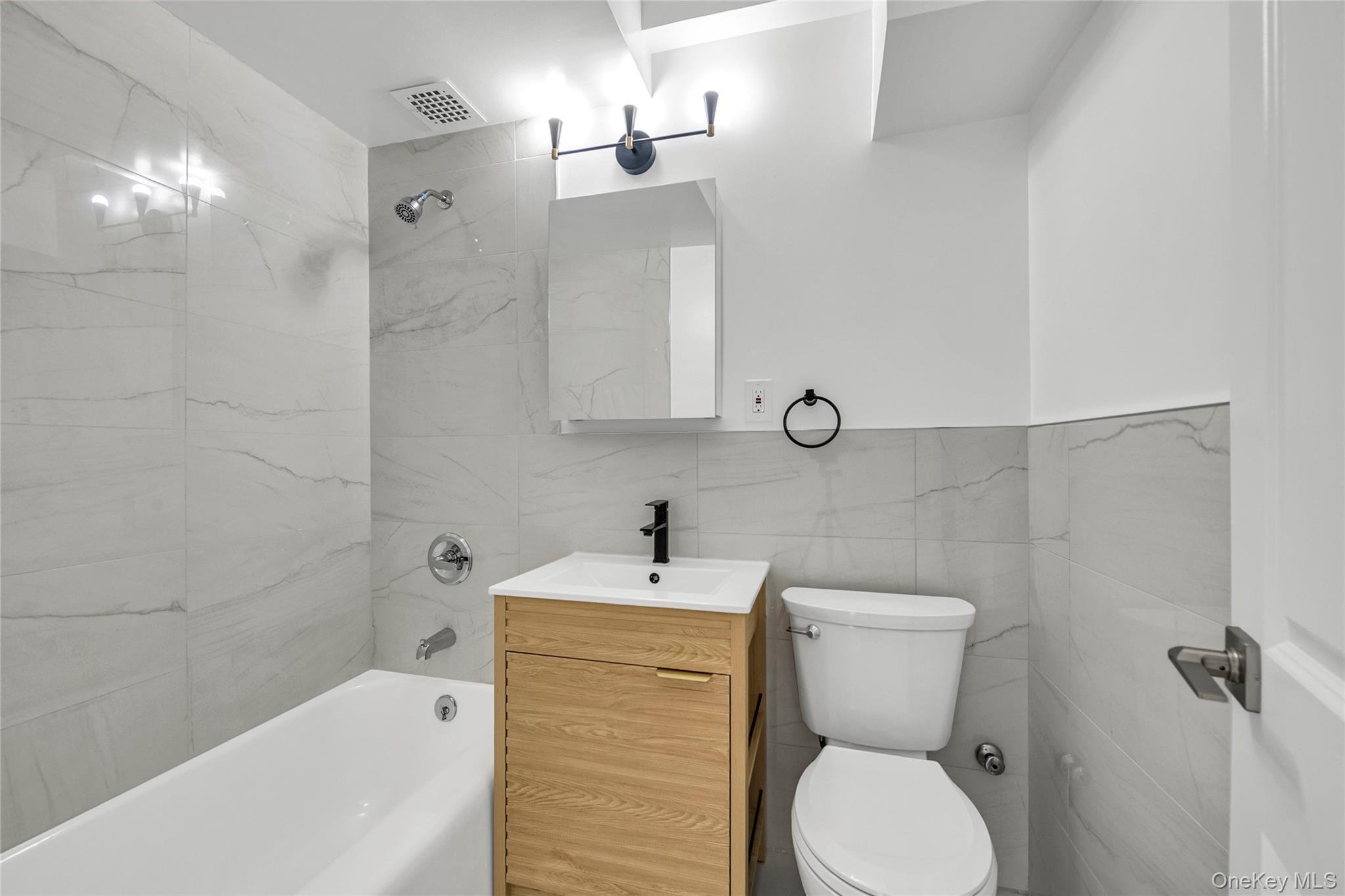 99-32 66th Road, Unit 7G Queens, NY 11374 - Photo 27 of 34