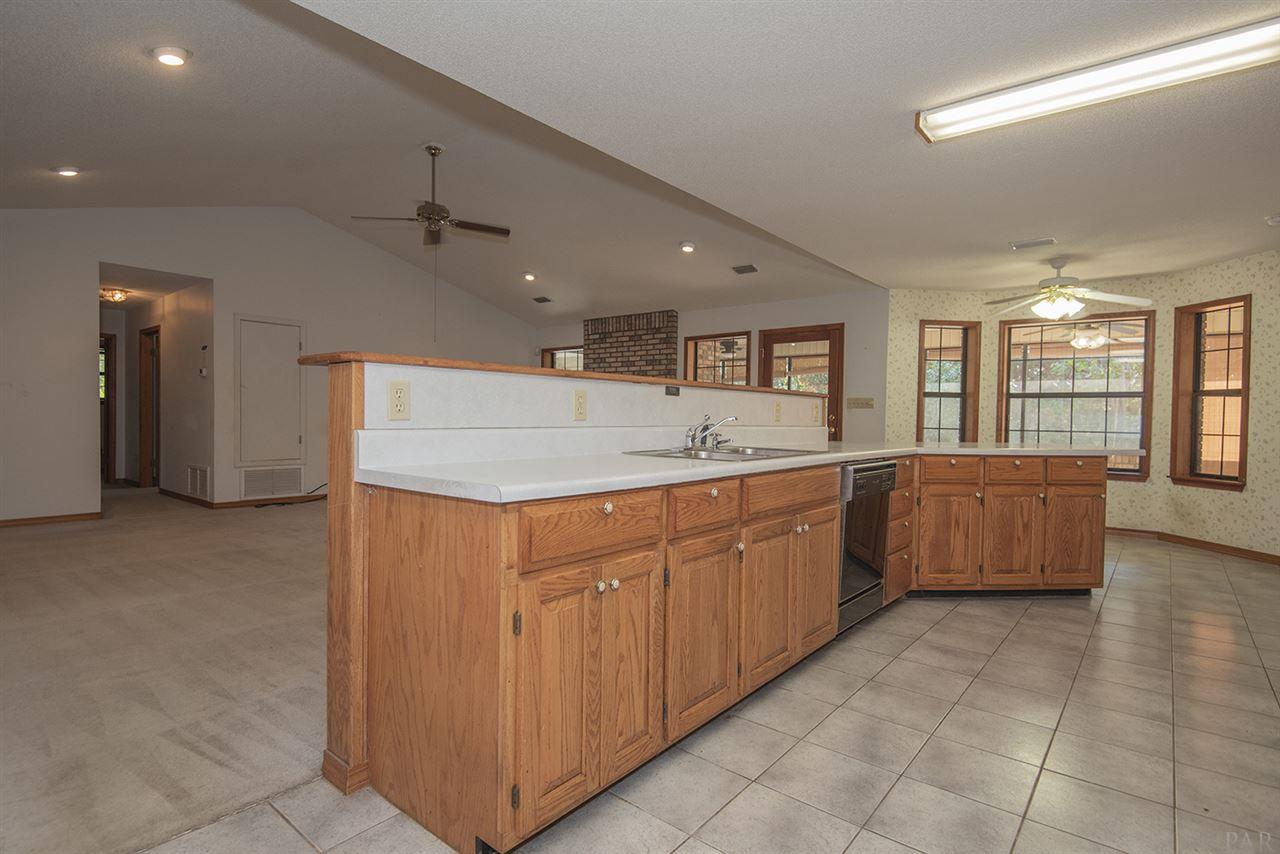 2751 Tunnel Road Pace, FL 32571 - Photo 15 of 48