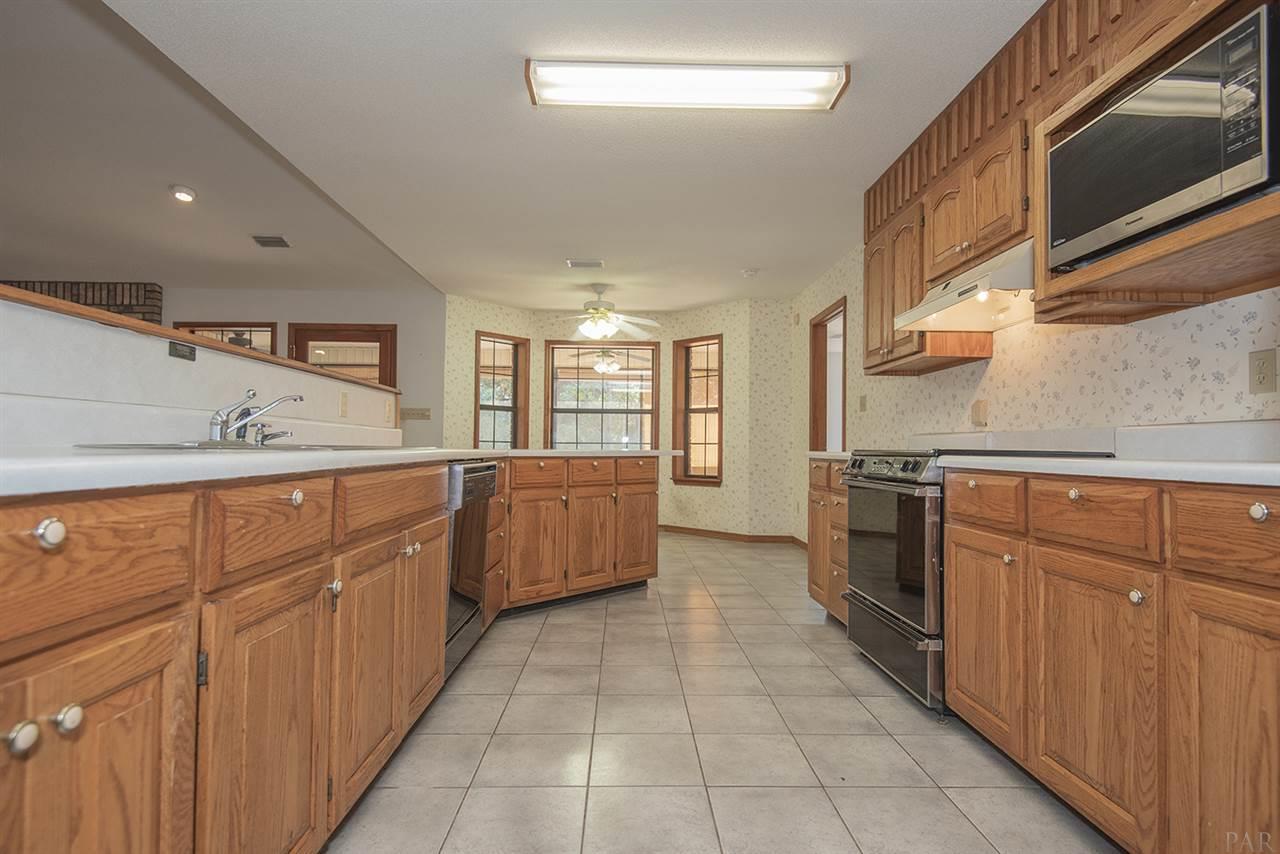 2751 Tunnel Road Pace, FL 32571 - Photo 17 of 48
