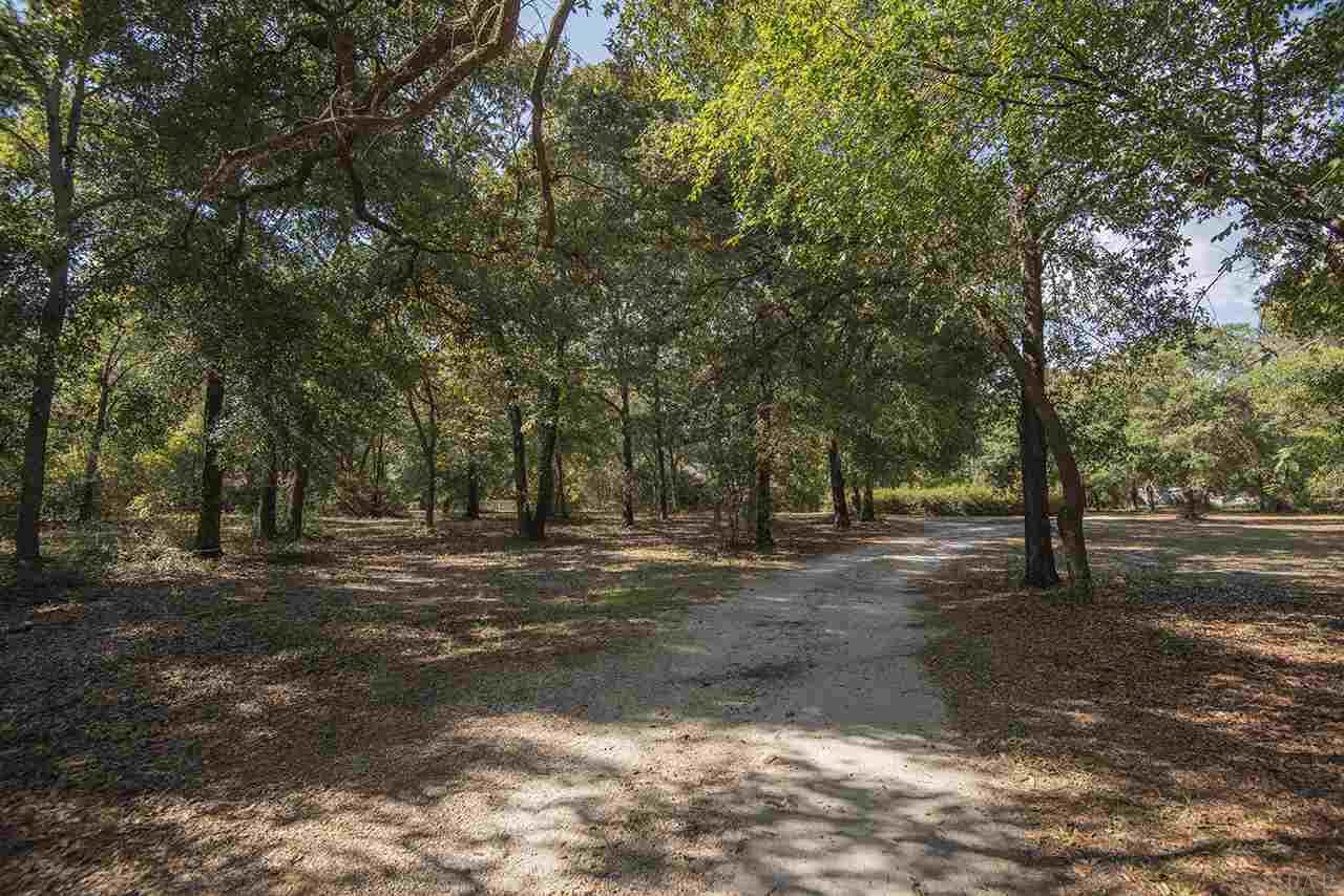 2751 Tunnel Road Pace, FL 32571 - Photo 4 of 48