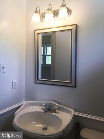 $599,900 | 4629 Guinea Road, Annandale, VA 22003