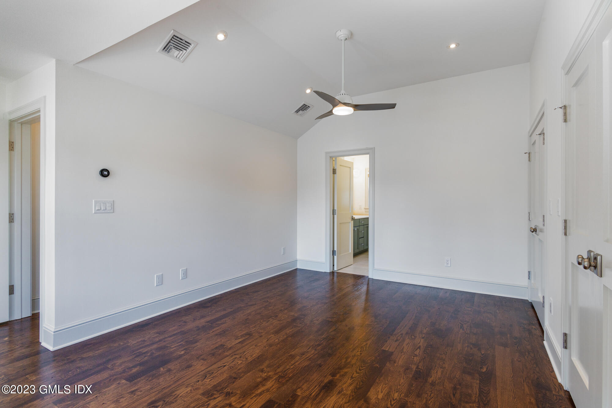 75 Strickland Road, Unit F Cos Cob, CT 06807 - Photo 12 of 25 IMG_2586