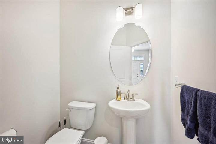41 Midsummer Drive Newtown Square, PA 19073 - Photo 7 of 23 First Floor Half Bath