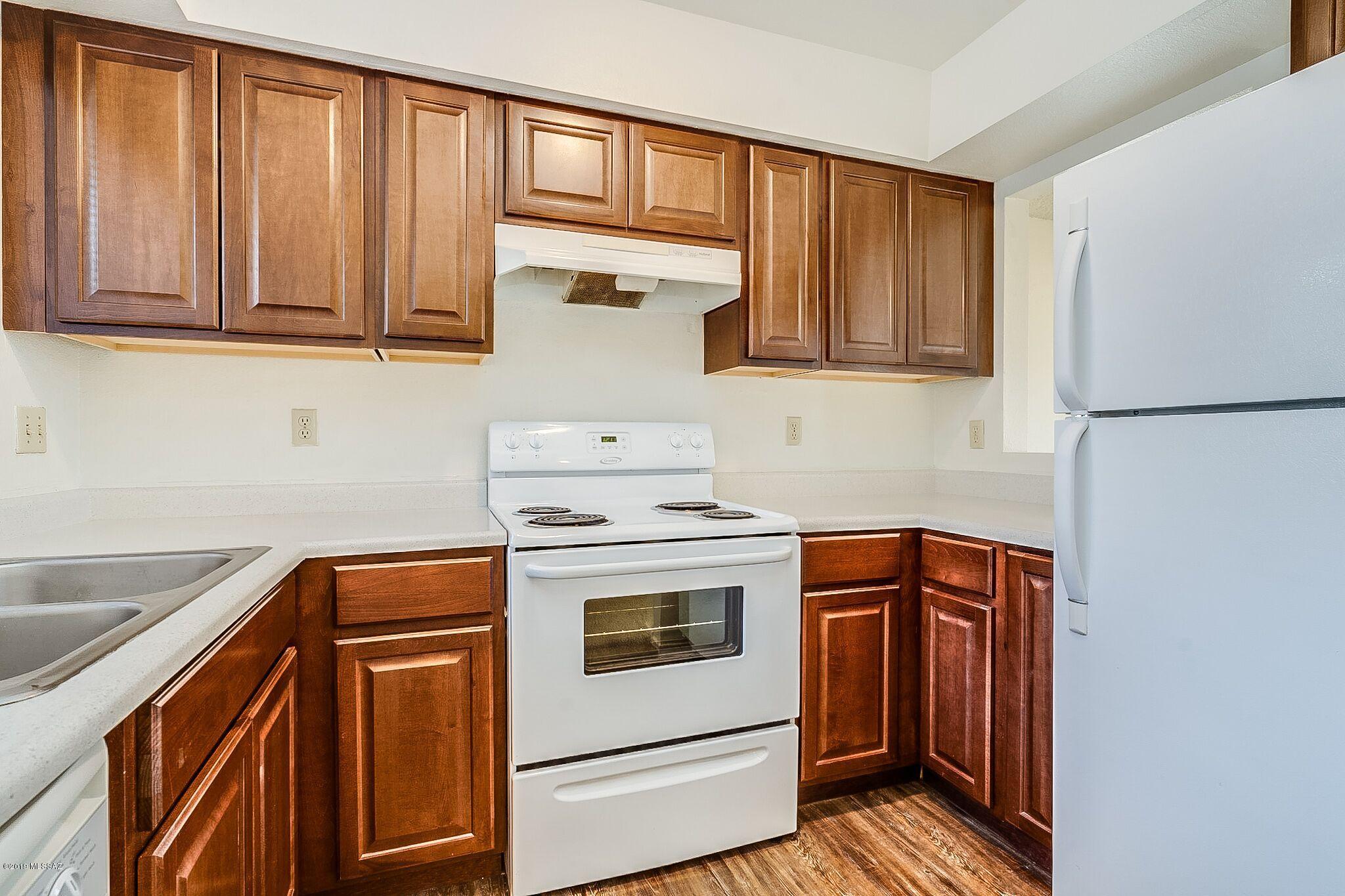 3750 North Country Club Road, Unit 45 Tucson, AZ 85716 - Photo 4 of 24