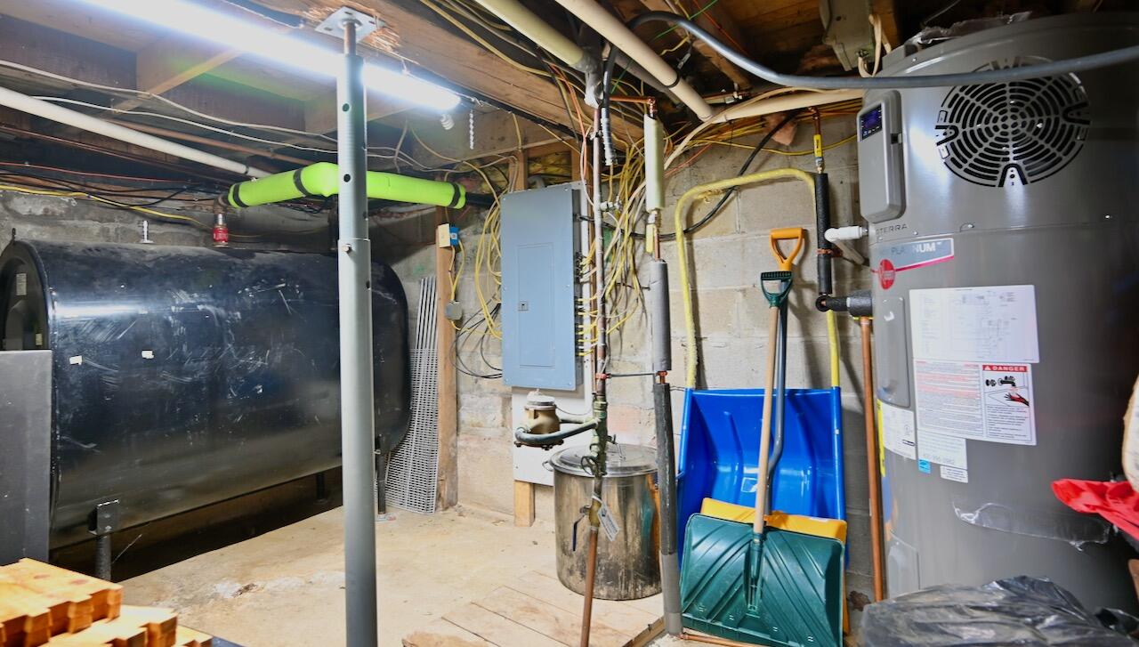 4 Nancy Lane Sabattus, ME 04280 - Photo 31 of 36 4 Nancy Lane Sabattus ME - 42