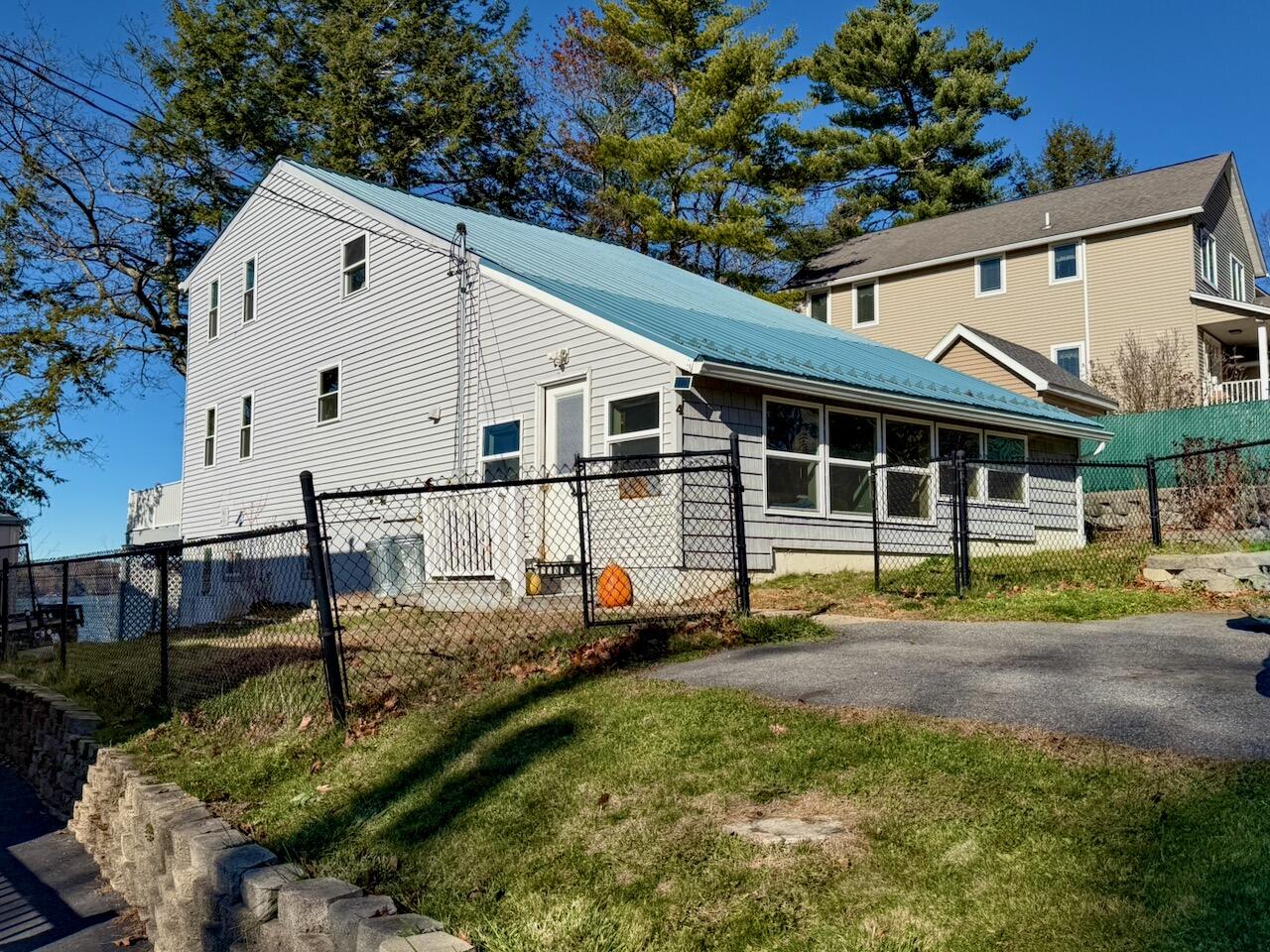 4 Nancy Lane Sabattus, ME 04280 - Photo 5 of 68 4 Nancy Lane Sabattus ME - 6