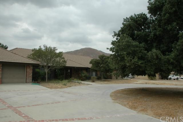 12840 Reche Canyon Road Colton, CA 92324 - Photo 1 of 1 Circular Driveway