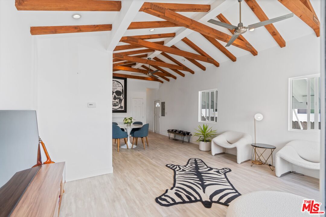 29500 Heathercliff Road, Unit 30 Malibu, CA 90265 - Photo 11 of 35