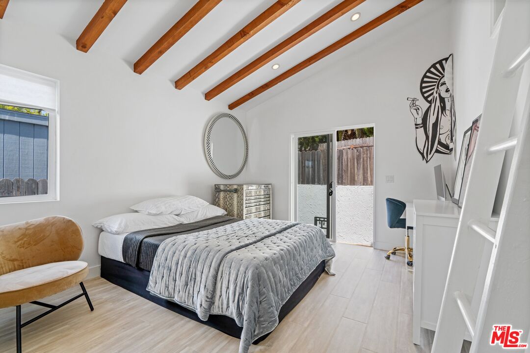 29500 Heathercliff Road, Unit 30 Malibu, CA 90265 - Photo 14 of 35
