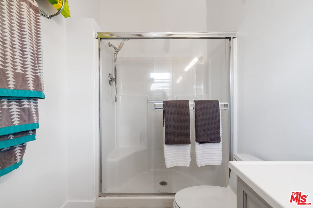 29500 Heathercliff Road, Unit 30 Malibu, CA 90265 - Photo 18 of 35