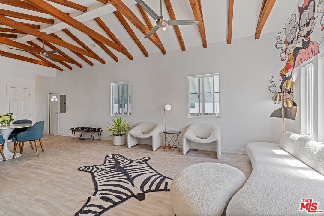 29500 Heathercliff Road, Unit 30 Malibu, CA 90265 - Photo 5 of 35