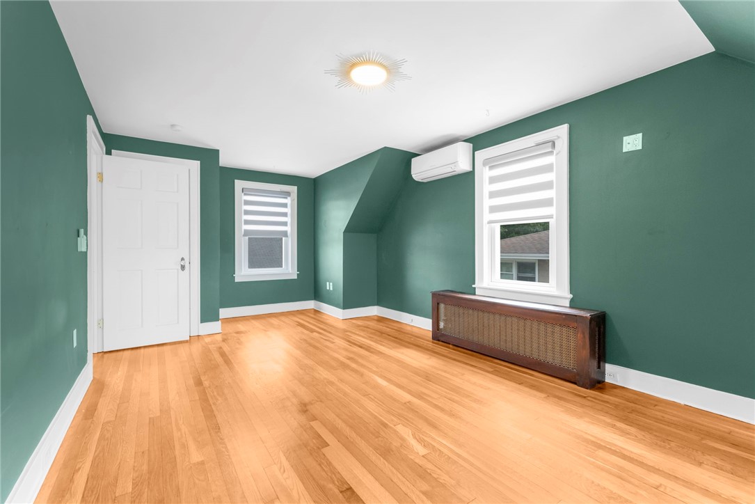 9 Ward Avenue Westerly, RI 02891 - Photo 31 of 39