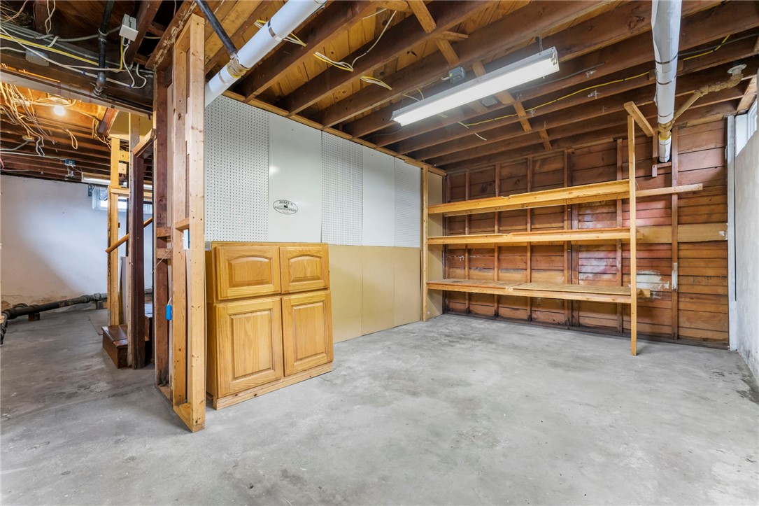 9 Ward Avenue Westerly, RI 02891 - Photo 34 of 39