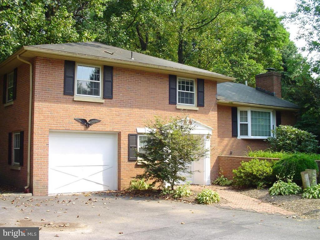 961 Corvair Road Lancaster, PA 17601 - Photo 1 of 2