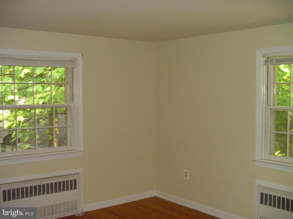 961 Corvair Road Lancaster, PA 17601 - Photo 2 of 2