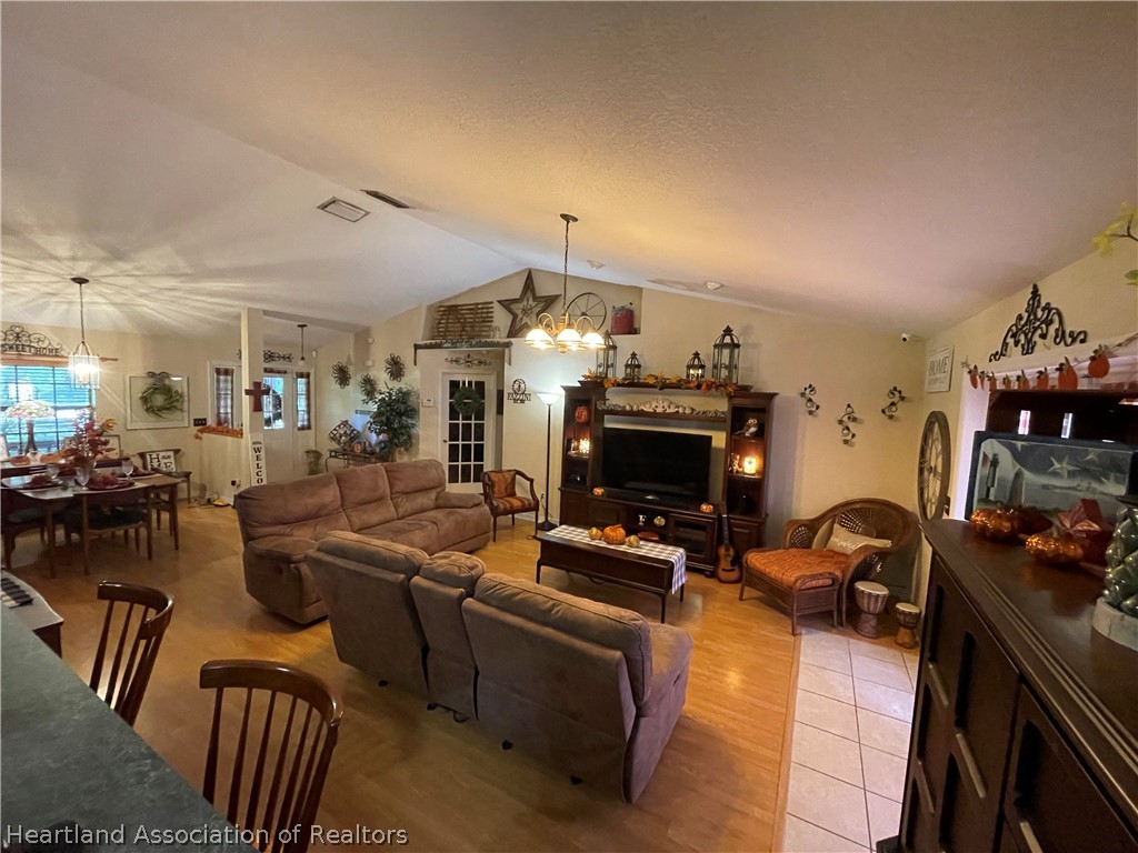 108 Reedy Creek Drive Frostproof, FL 33843 - Photo 3 of 33 Gallery Image 3