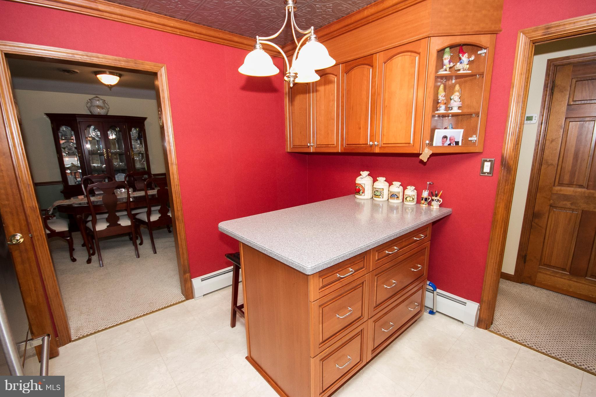 6217 Ebenezer Road Baltimore, MD 21220 - Photo 8 of 30 Kitchen - Island/Bar Area