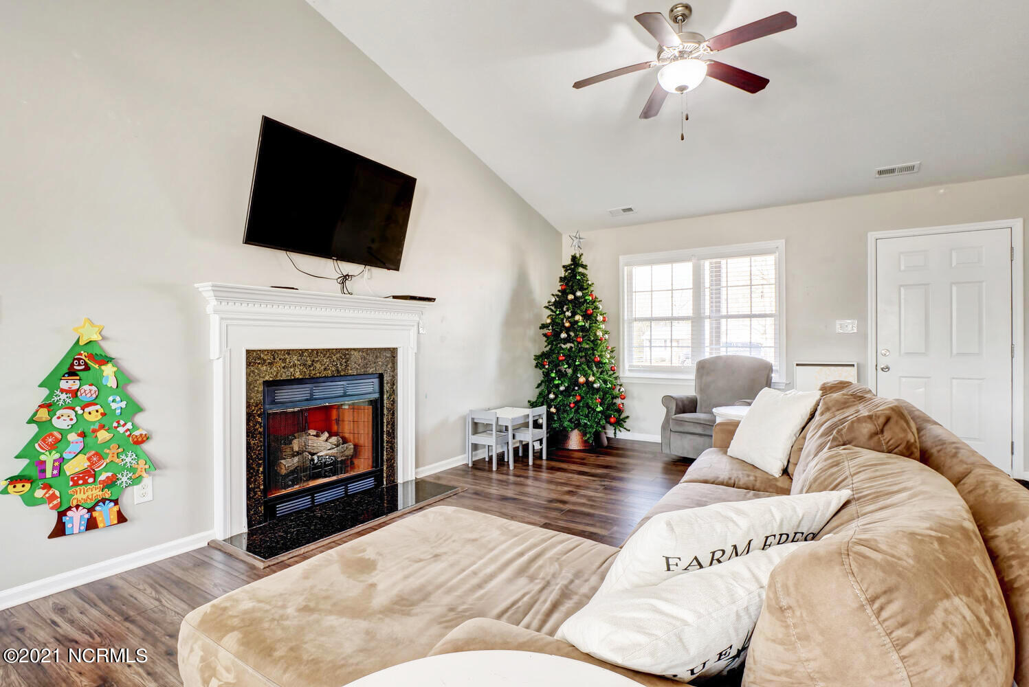 119 Baysden Road Chinquapin, NC 28521 - Photo 6 of 30 119 Baysden Rd Chinquapin NC-large-005-0