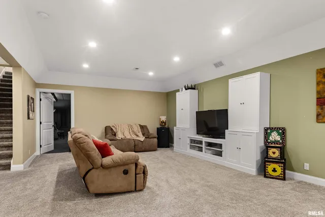 $625,000 | 3220 West Rosebury Lane, Dunlap, IL 61525