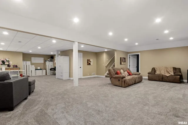 $625,000 | 3220 West Rosebury Lane, Dunlap, IL 61525