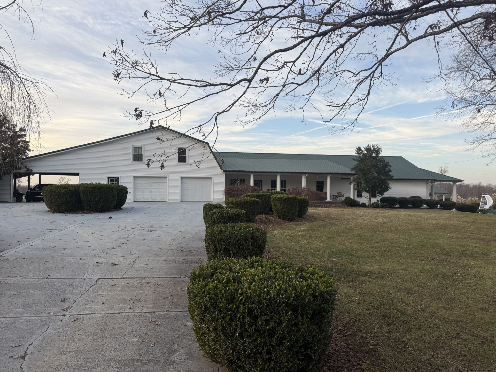 321 Bellview Road Waverly, TN 37185 - Photo 2 of 27
