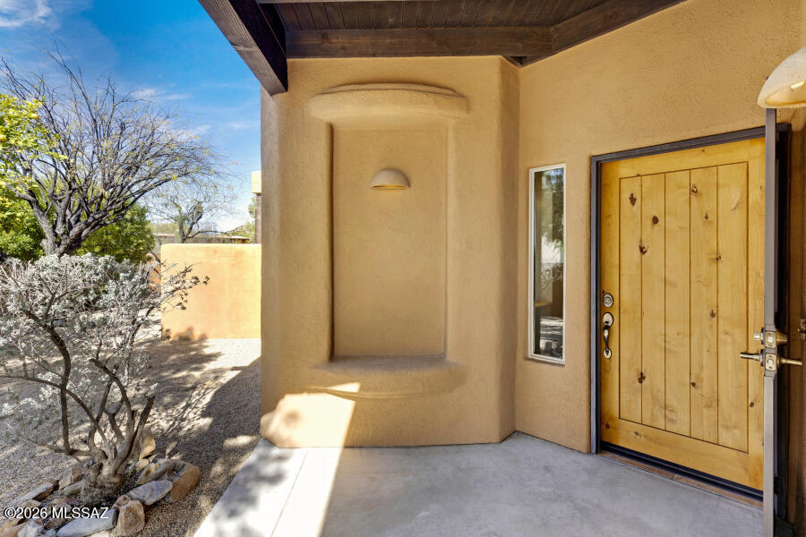 5660 Triangle X Place Tucson, AZ 85713 - Photo 12 of 48 5660 Triangle X Front Door 1