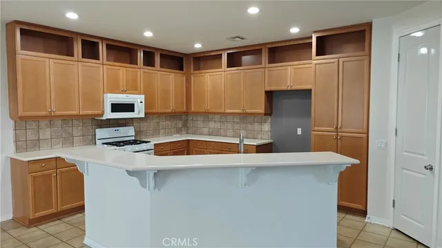 $2,895 | 3034 Cayenne Way, Perris, CA 92571