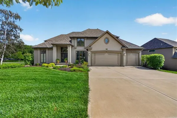 $899,900 | 20805 West 91st Terrace, Lenexa, KS 66220