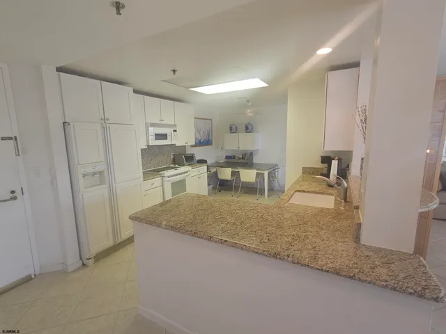 $279,000 | 3101 Boardwalk, Unit 24092, Atlantic City, NJ 08401