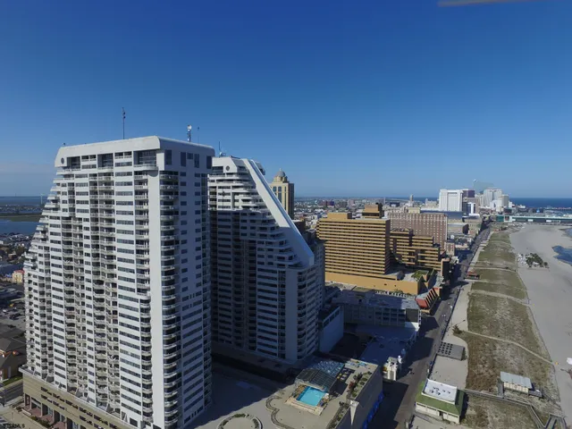 $279,000 | 3101 Boardwalk, Unit 24092, Atlantic City, NJ 08401