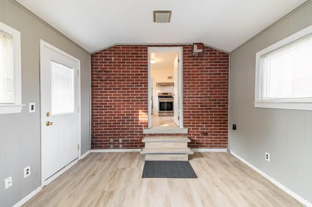 $178,900 | 14420 Trenton Road, Southgate, MI 48195