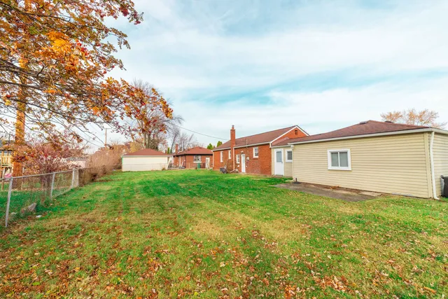 $178,900 | 14420 Trenton Road, Southgate, MI 48195