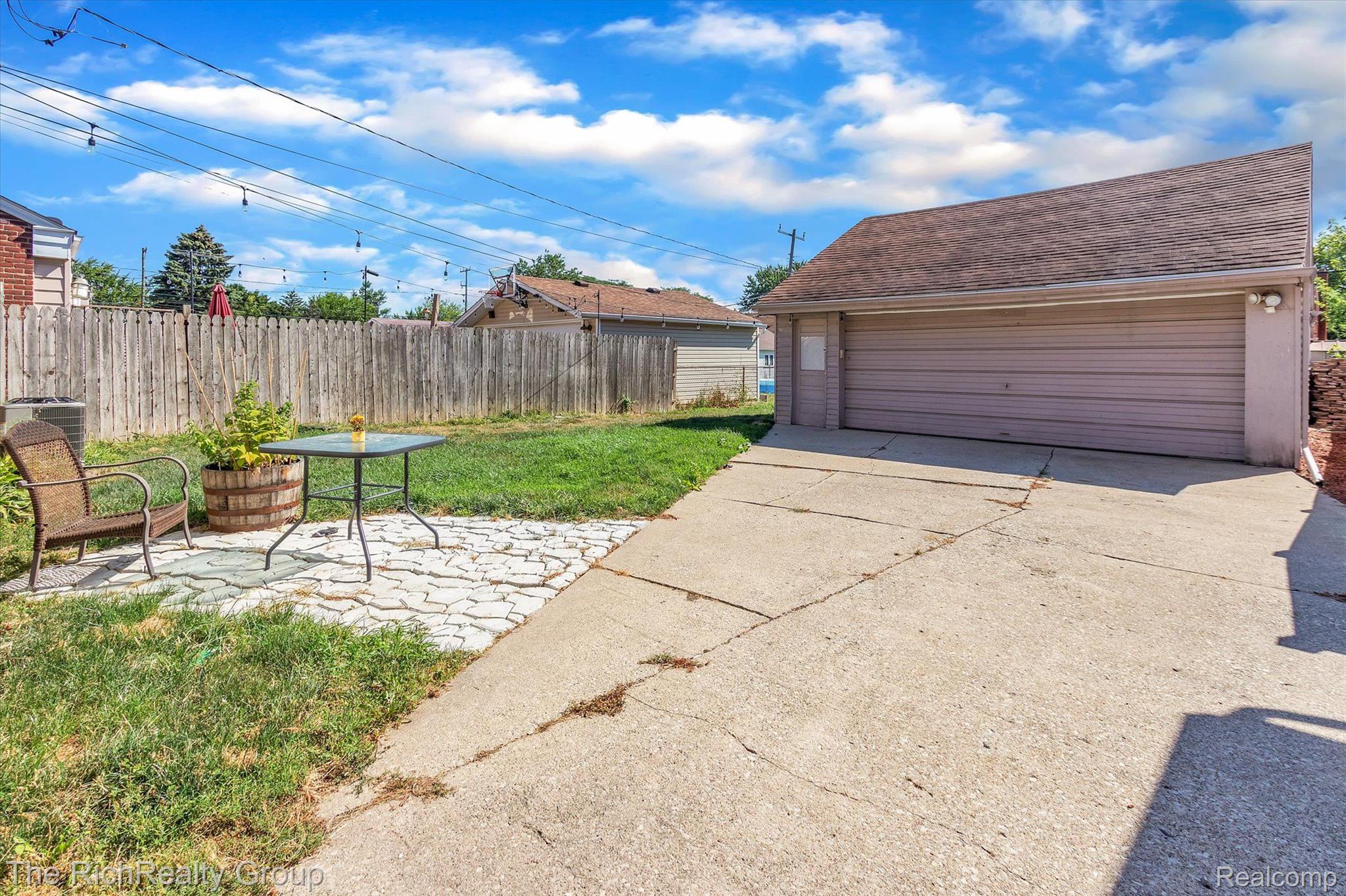 9839 Ruth Avenue Allen Park, MI 48101 - Photo 30 of 32 Gallery Image 30