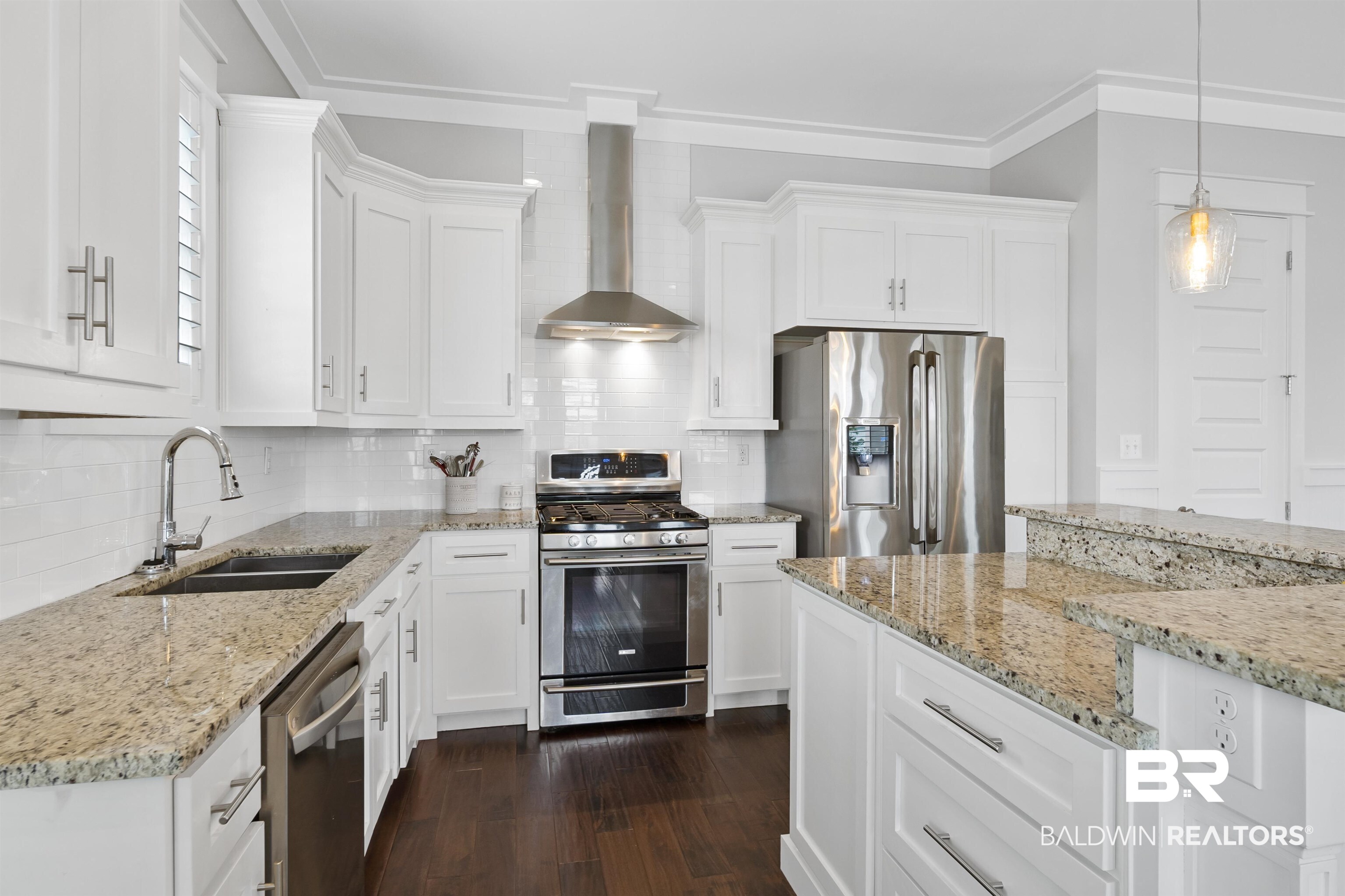 4920 East Cypress Loop Orange Beach, AL 36561 - Photo 12 of 50 Kitchen