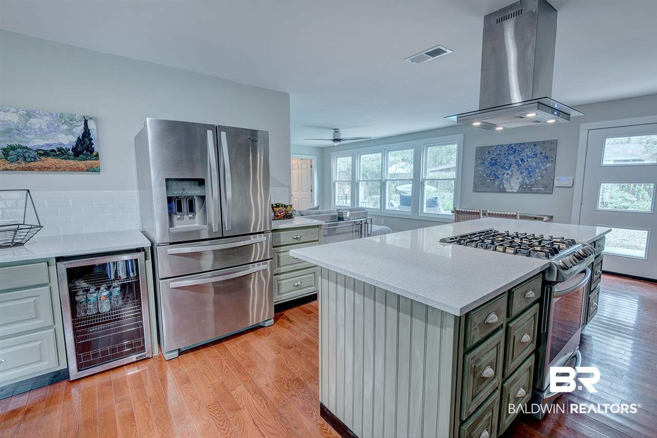 255 Fig Avenue Fairhope, AL 36532 - Photo 9 of 26