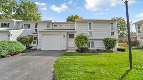 $2,450 | 37 Blue Ridge Road, Penfield, NY 14526