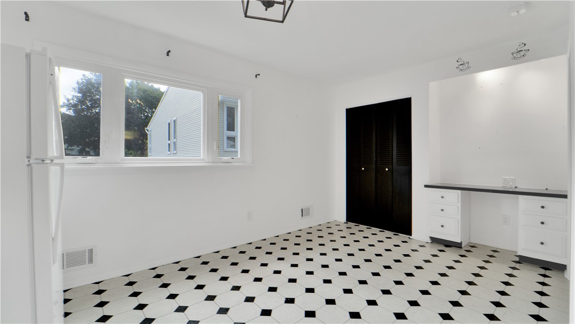 37 Blue Ridge Road Penfield, NY 14526 - Photo 17 of 43