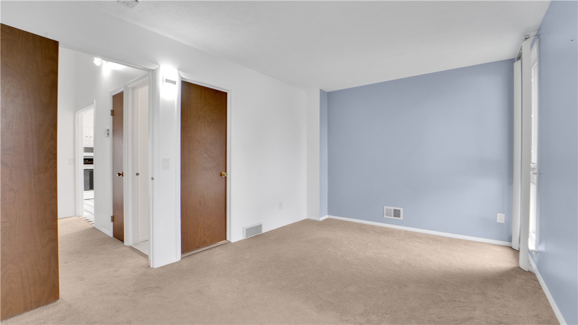 37 Blue Ridge Road Penfield, NY 14526 - Photo 21 of 43