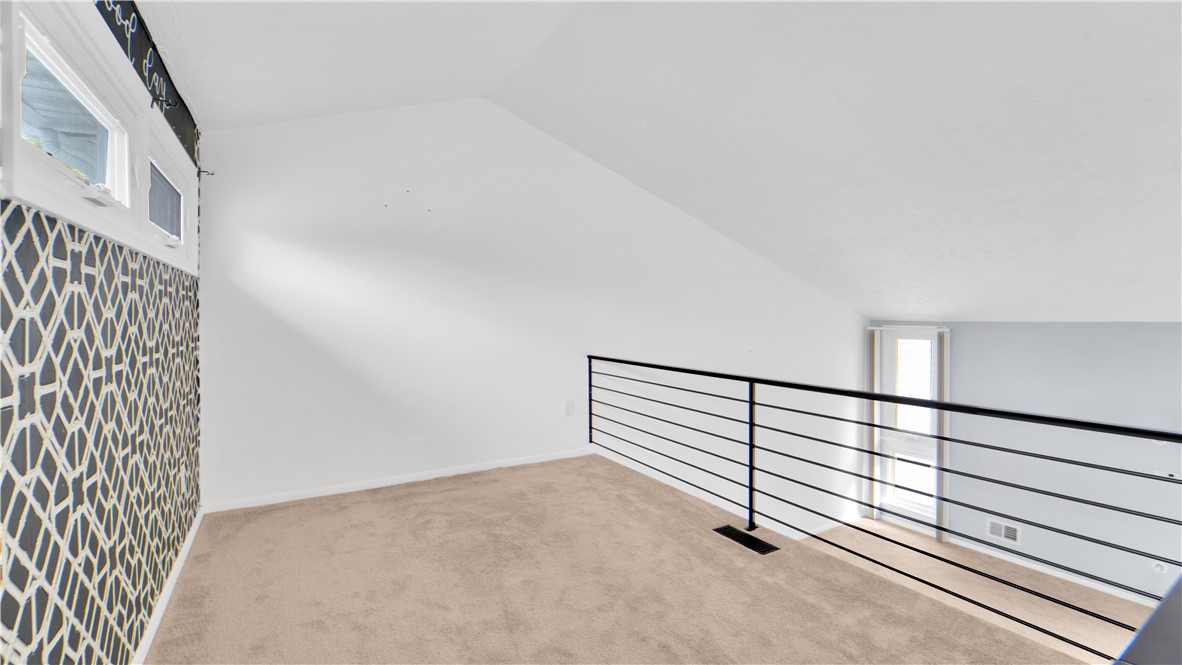 37 Blue Ridge Road Penfield, NY 14526 - Photo 9 of 43