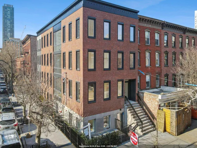 a large building with a lot of windows