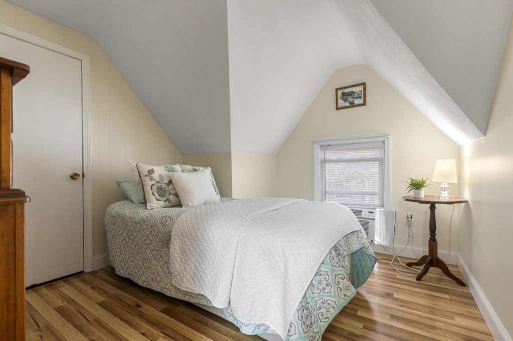 41 Teel Street Arlington, MA 02474 - Photo 11 of 27