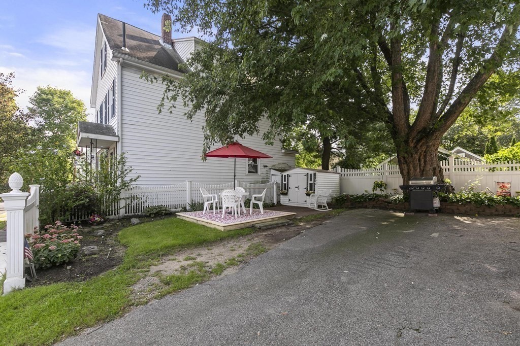 41 Teel Street Arlington, MA 02474 - Photo 22 of 27