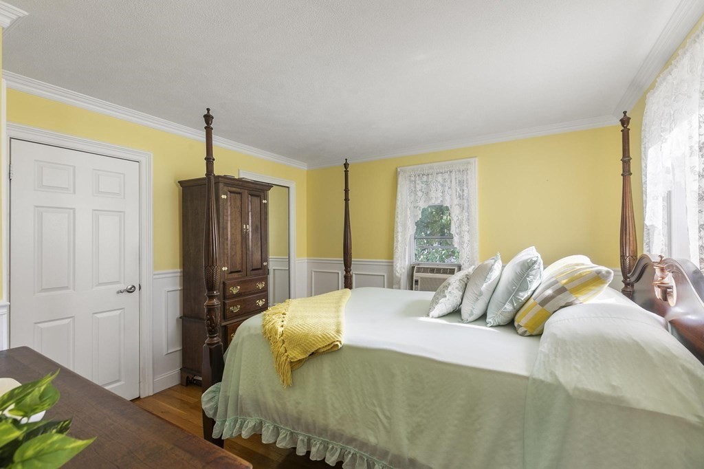 41 Teel Street Arlington, MA 02474 - Photo 8 of 27
