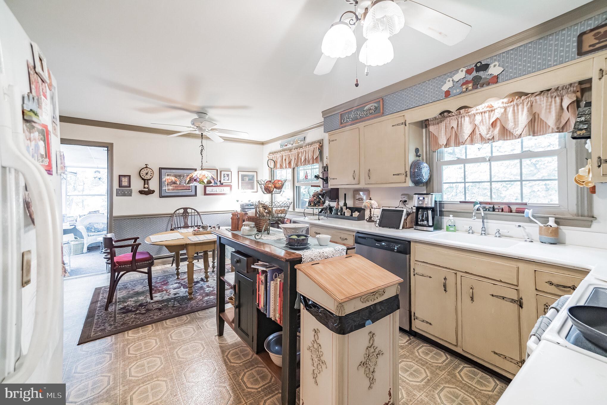 11 Castle Rock Road Newtown Square, PA 19073 - Photo 12 of 28 Gallery Image 12