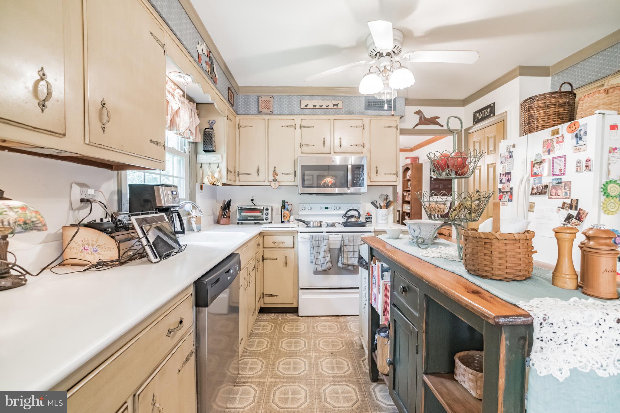 11 Castle Rock Road Newtown Square, PA 19073 - Photo 15 of 28 Gallery Image 15