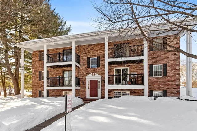 $279,000 | 2 Walker Road, Unit 4, North Andover, MA 01845