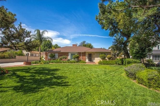 3870 El Hijo Street Riverside, CA 92504 - Photo 2 of 11